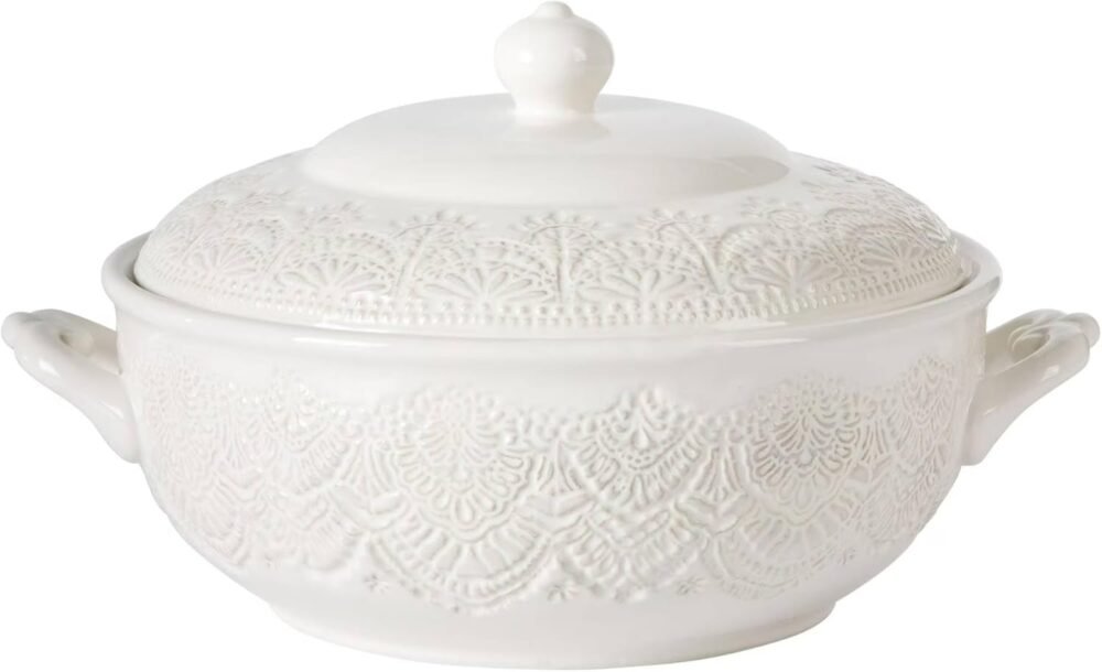 Vintage Lace Stoneware Tureen, Cream ?C 11" x 9.25", Embossed Lace Pattern, Durable & Dishwasher Safe, Serveware for Soups, Stews, and Side Dishes